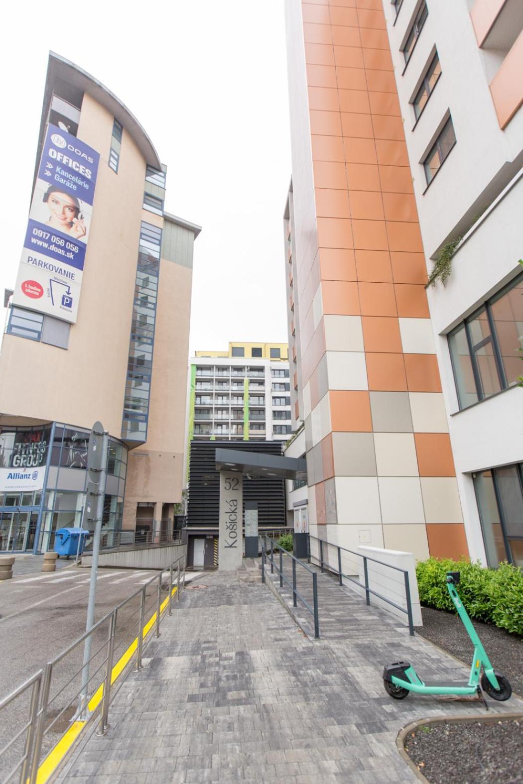 Apartment In The Center Of Bratislava Kosicka 52 Екстер'єр фото